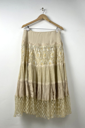 8 Falda Larga Boho Beige A Delante