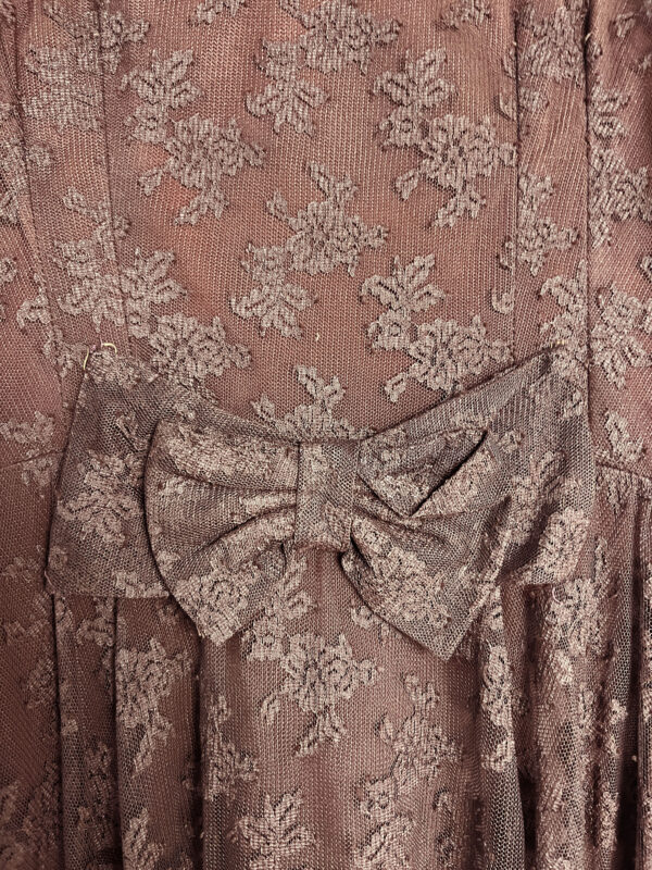 3 Vestido Chocolate Encaje Años 60 Detalle3
